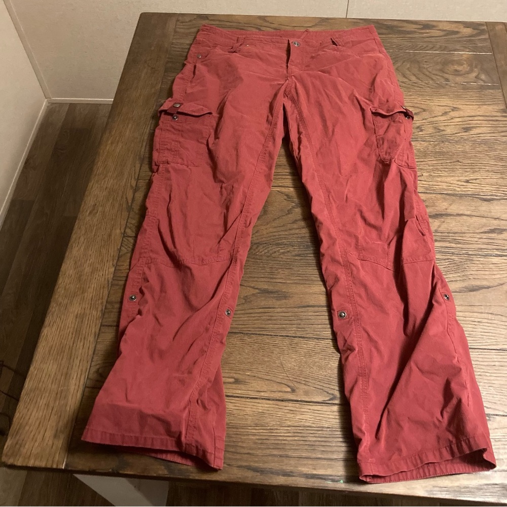 Kuhl red cargo pants size 12 regular